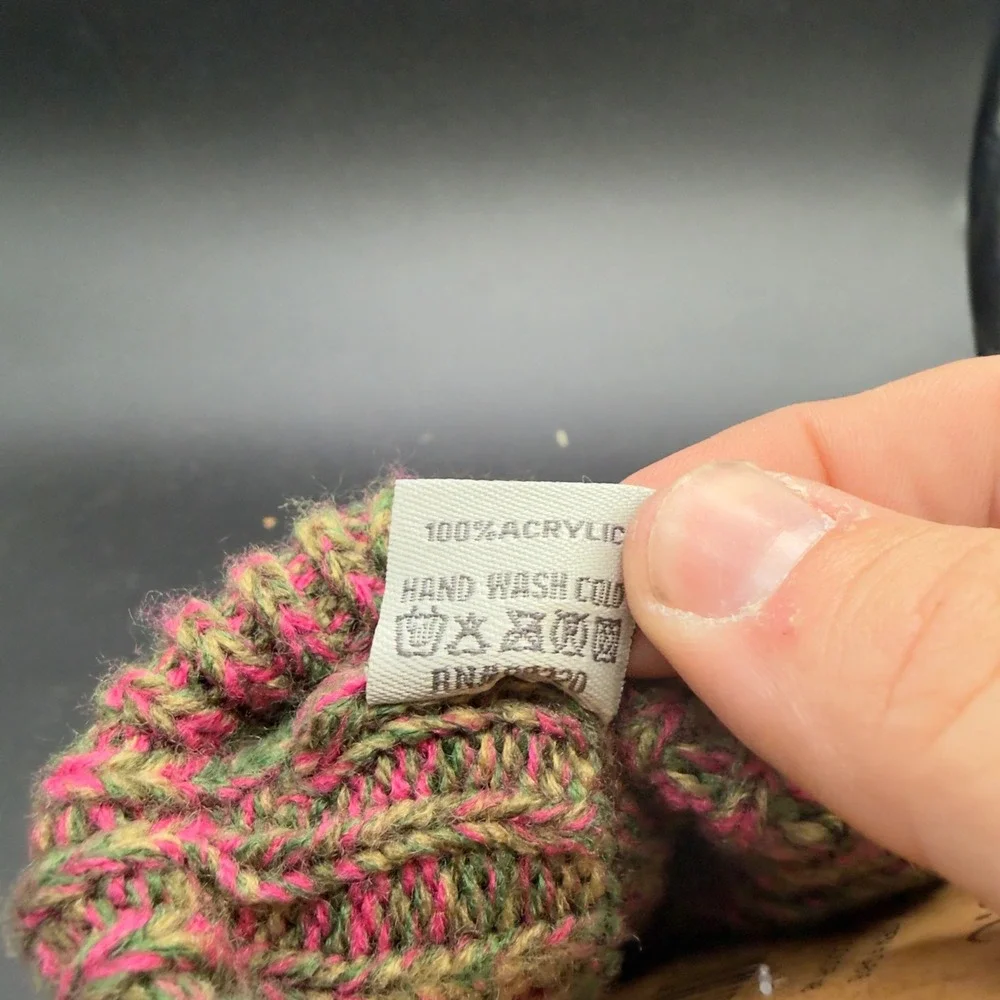C.C SmartTips Knit Touchscreen Gloves Womens Olive Pink Winter